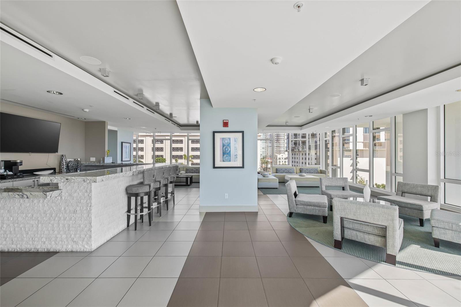 SIGNATURE PLACE CONDO - Residential