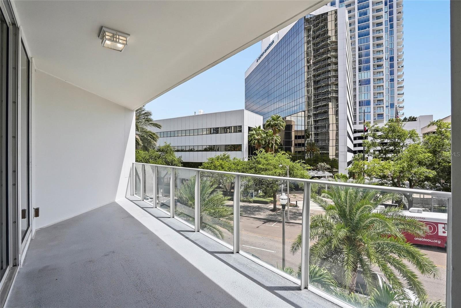 SIGNATURE PLACE CONDO - Residential