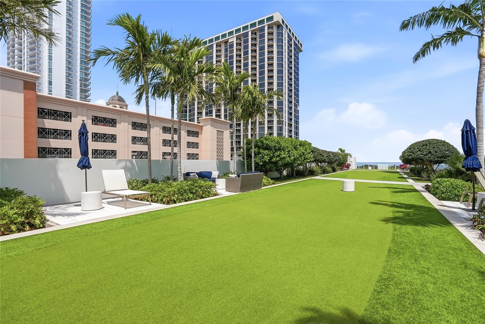 SIGNATURE PLACE CONDO - Residential