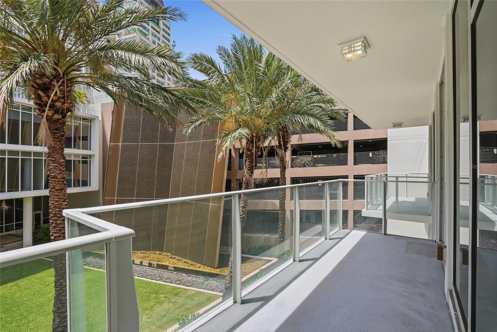 SIGNATURE PLACE CONDO - Residential