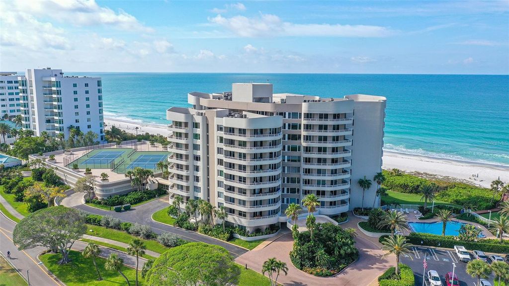 Photo of 775 Longboat Club Road #606, Longboat Key, FL 34228 (MLS # A4666117)