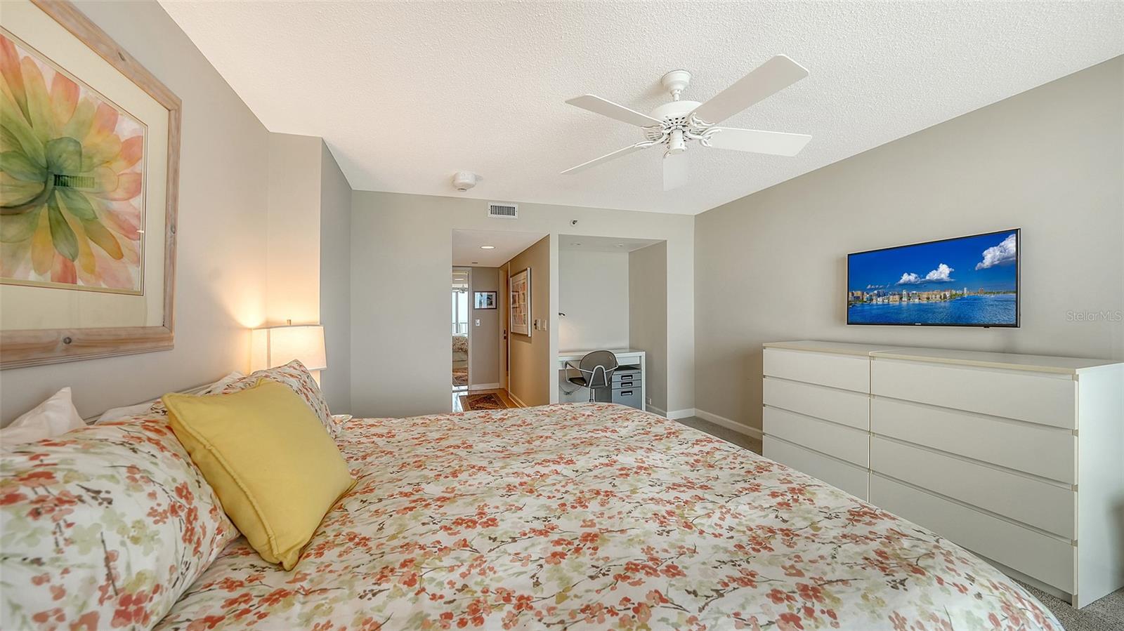BEACHES OF LONGBOAT KEY PH-1 - Residential