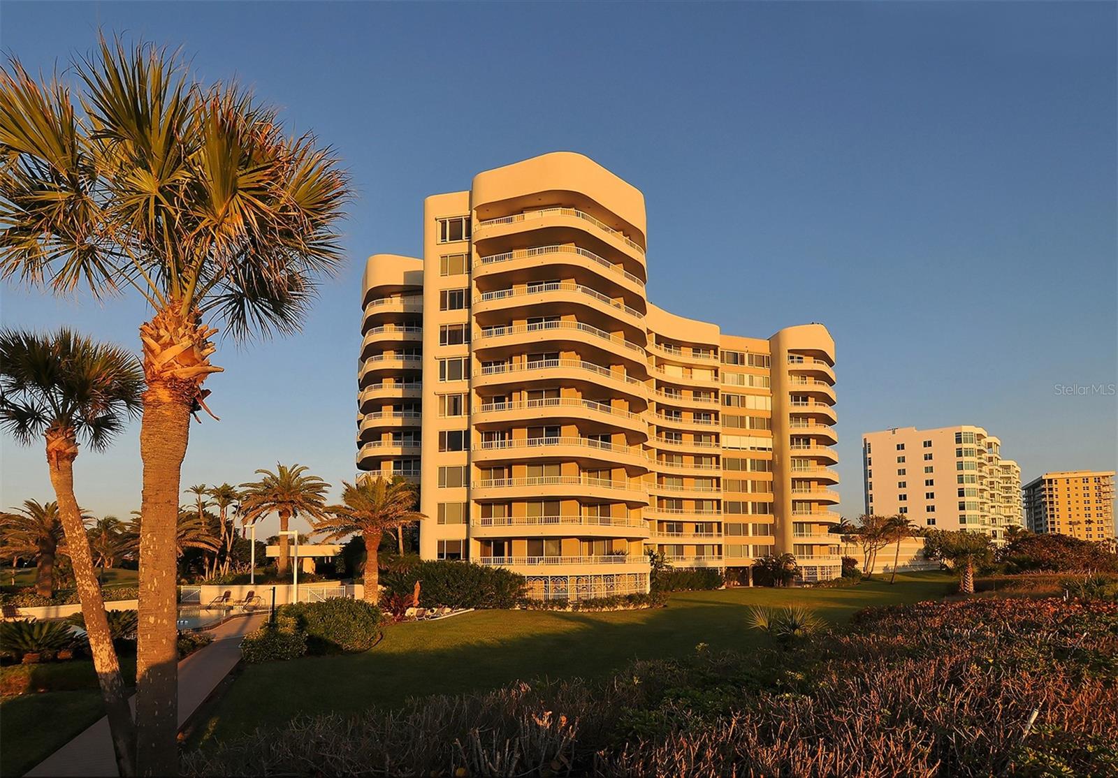 BEACHES OF LONGBOAT KEY PH-1 - Residential