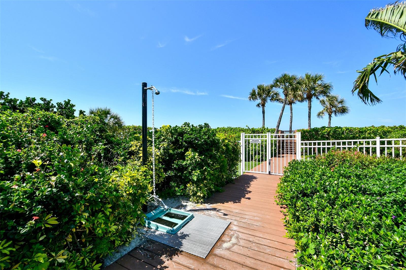 BEACHES OF LONGBOAT KEY PH-1 - Residential