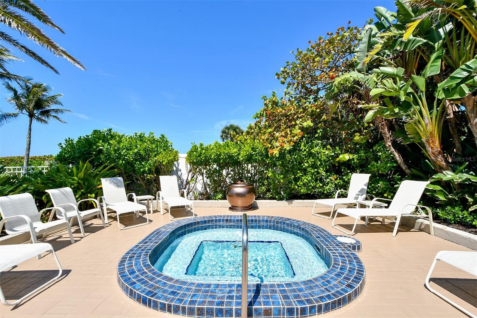 BEACHES OF LONGBOAT KEY PH-1 - Residential