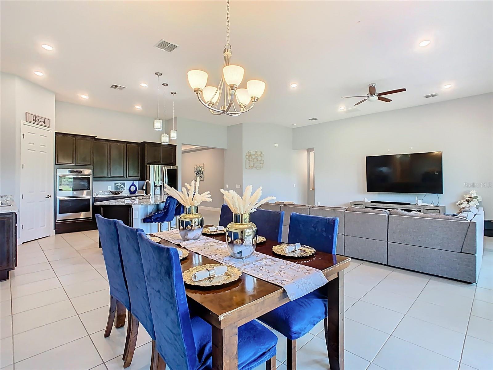 BELLALAGO PH B-2 - Residential