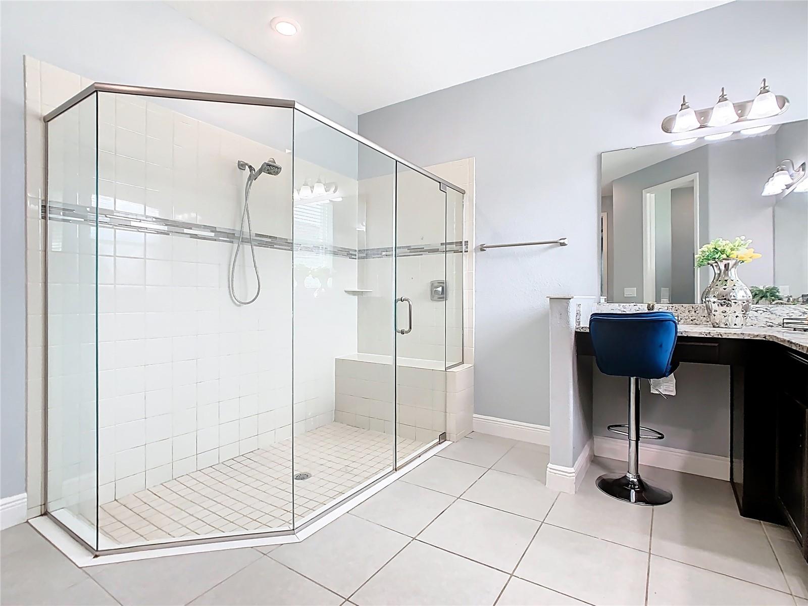 BELLALAGO PH B-2 - Residential