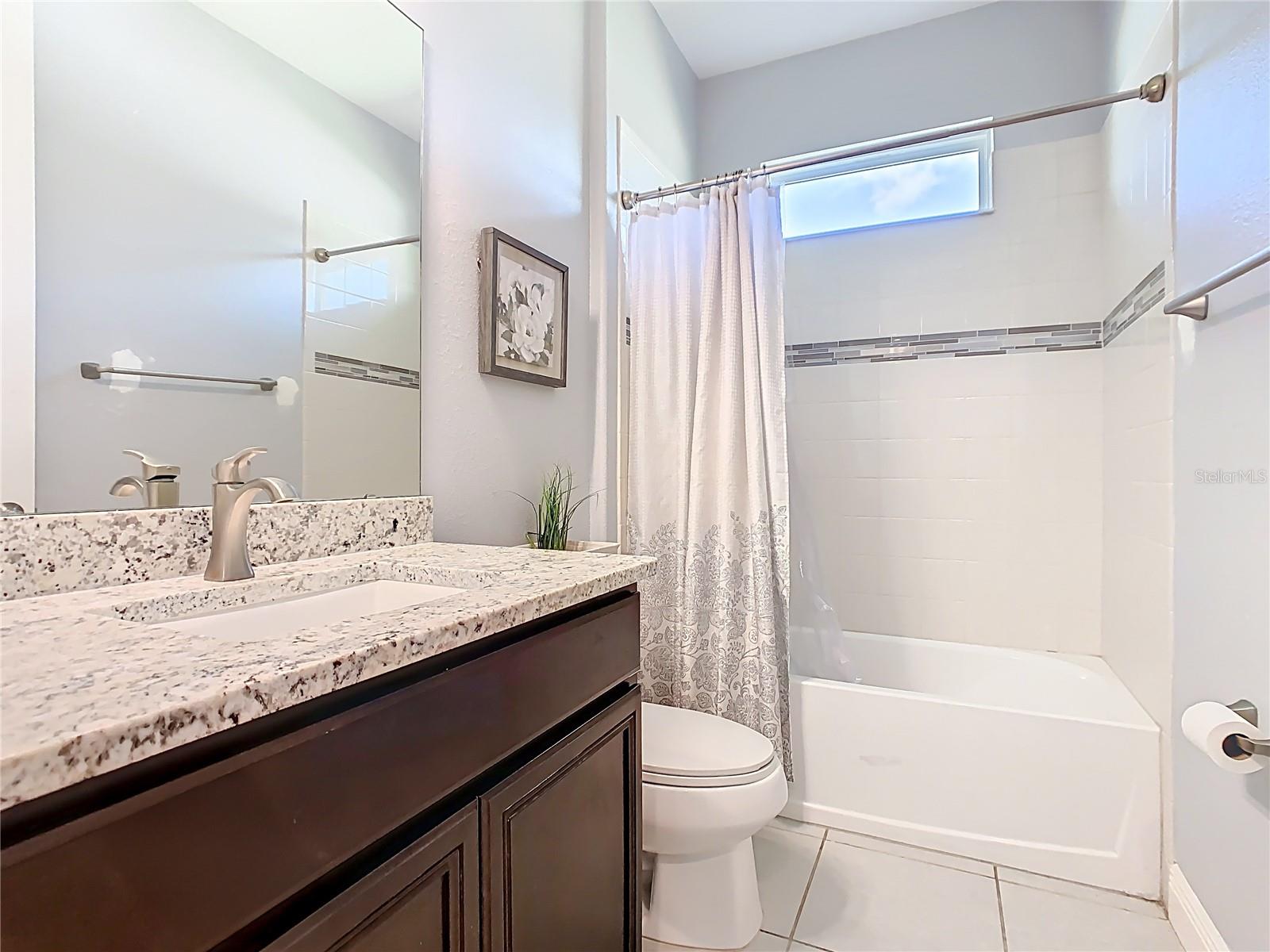 BELLALAGO PH B-2 - Residential