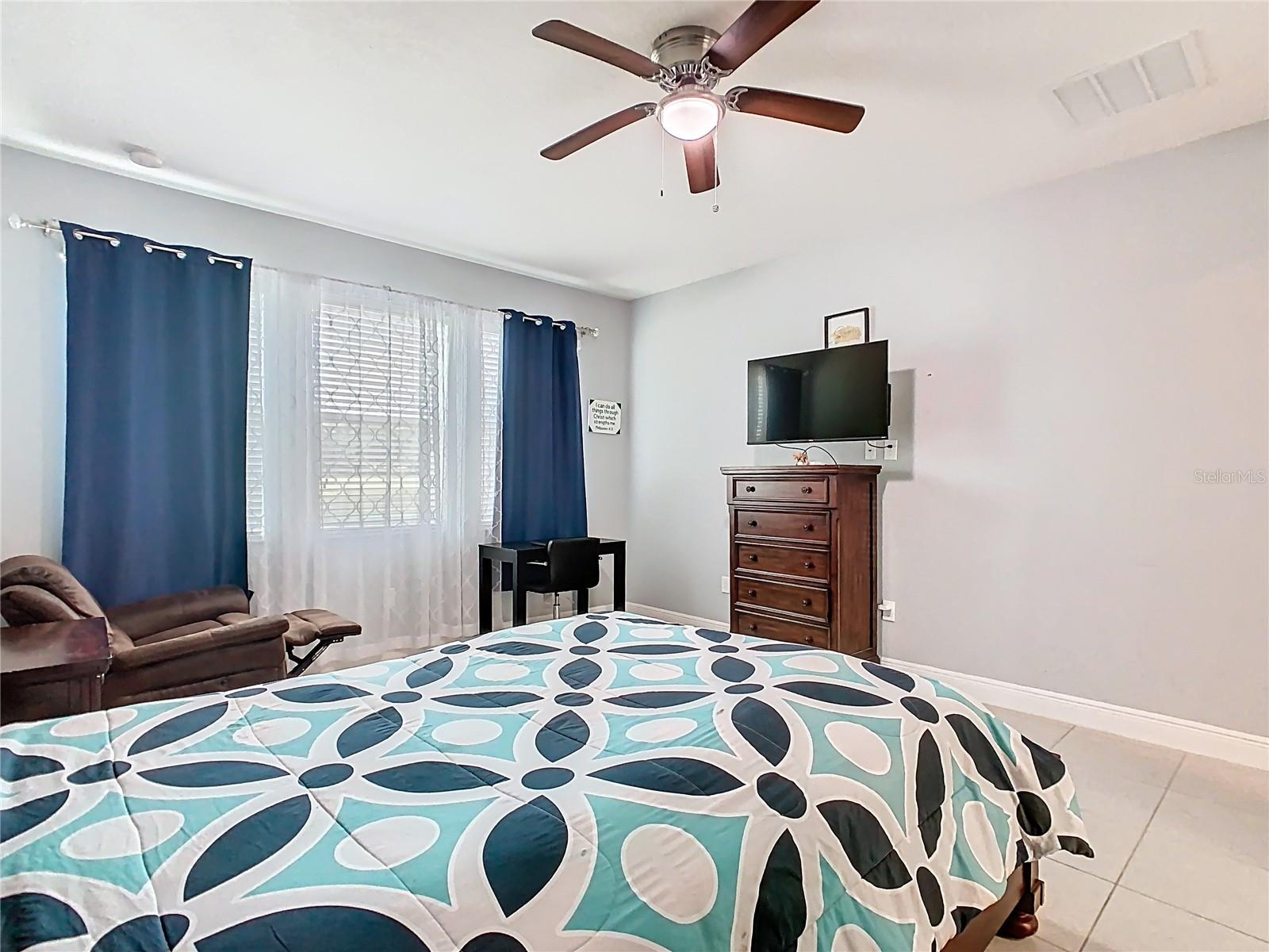 BELLALAGO PH B-2 - Residential