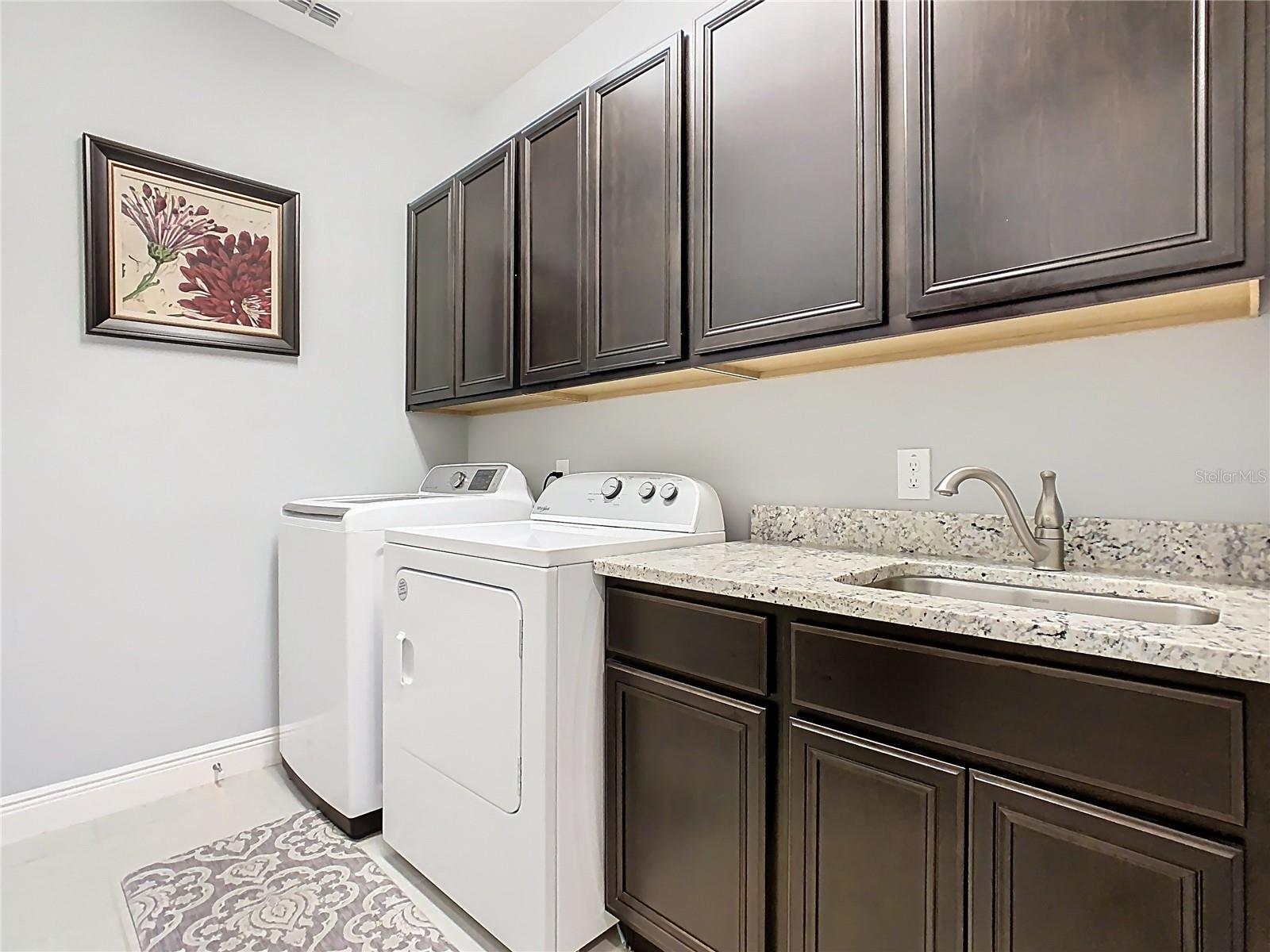 BELLALAGO PH B-2 - Residential