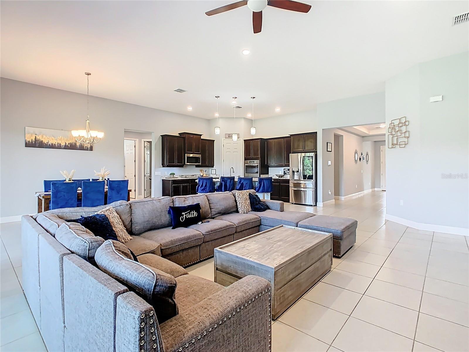 BELLALAGO PH B-2 - Residential