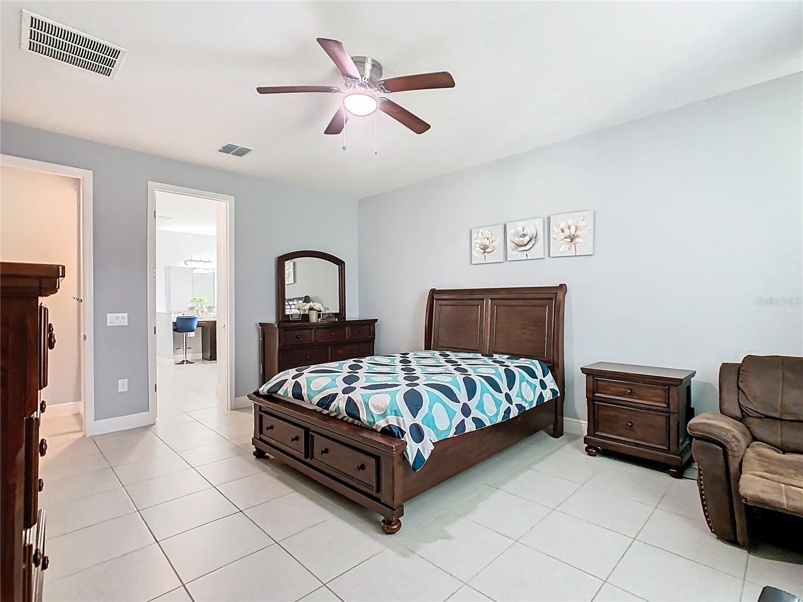 BELLALAGO PH B-2 - Residential