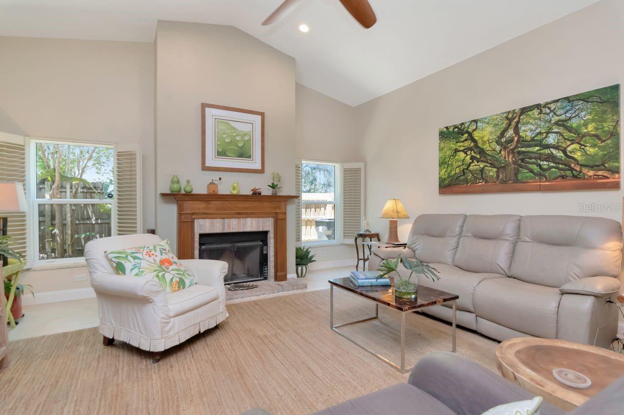 BUCKHORN OAKS UNIT 1 - Residential