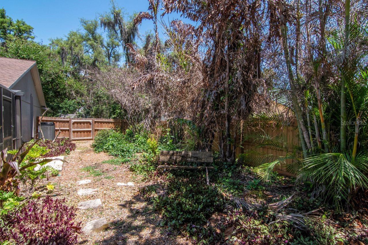 BUCKHORN OAKS UNIT 1 - Residential