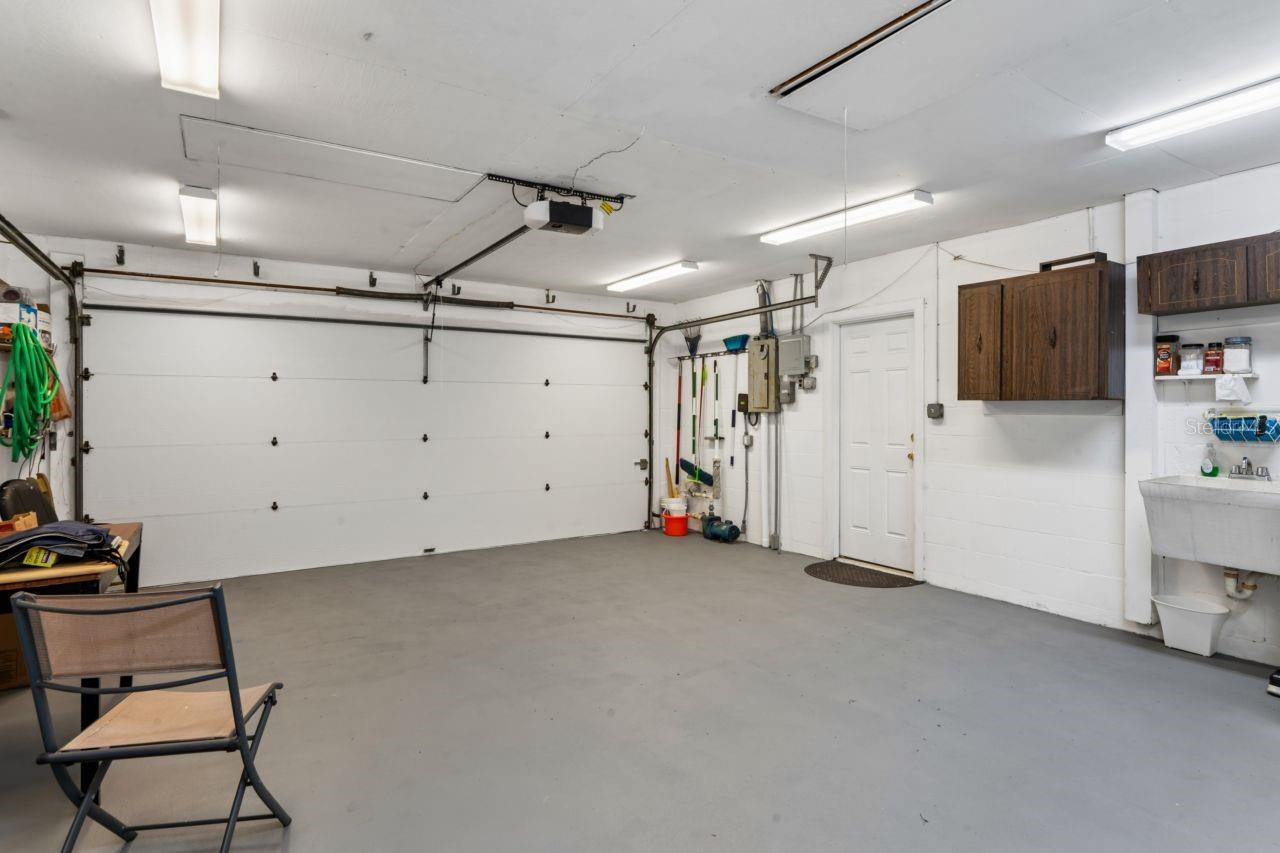 ORCHID LAKE VILLAGE - Residential