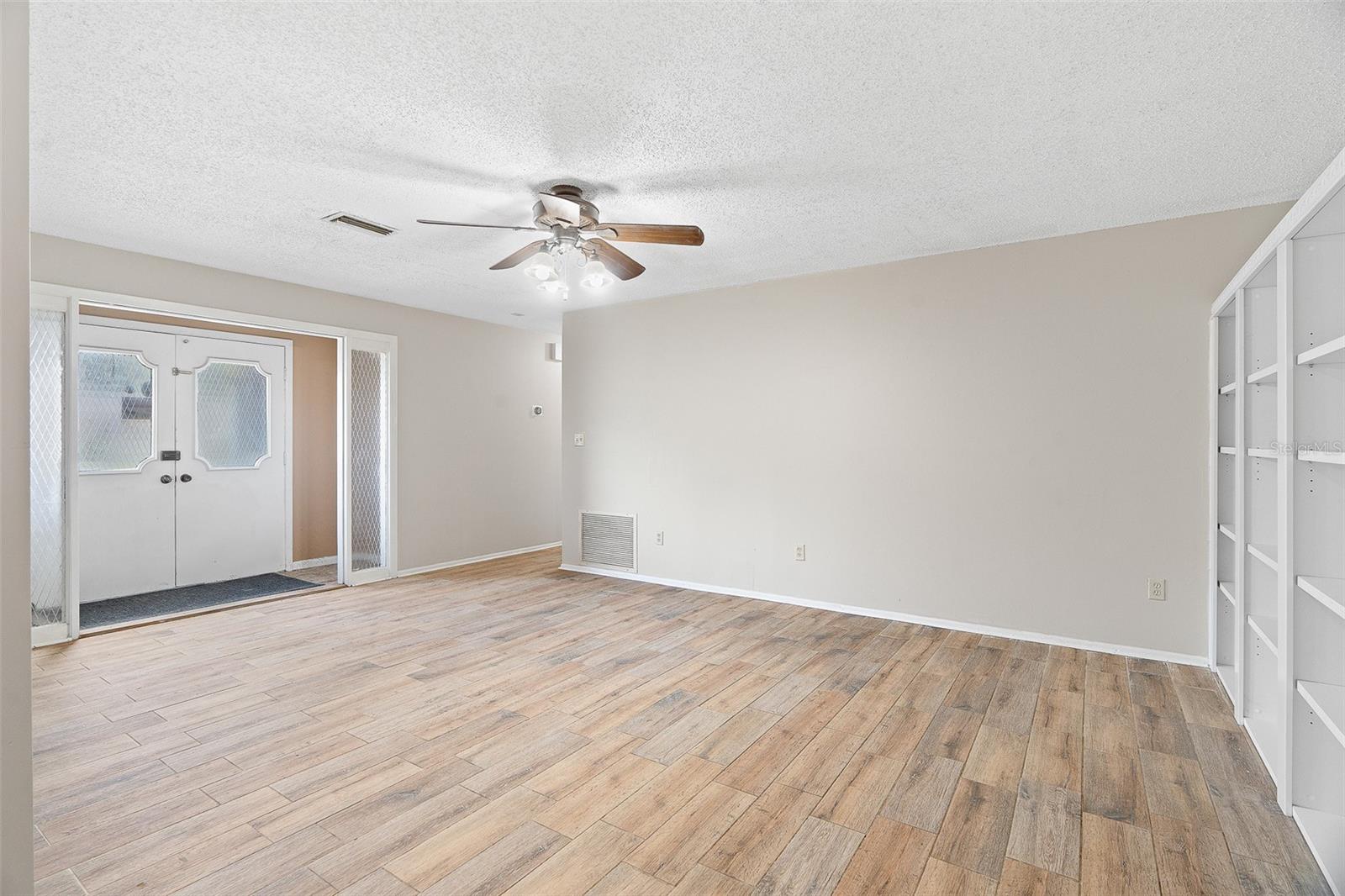 MARION OAKS UN 02 - Residential