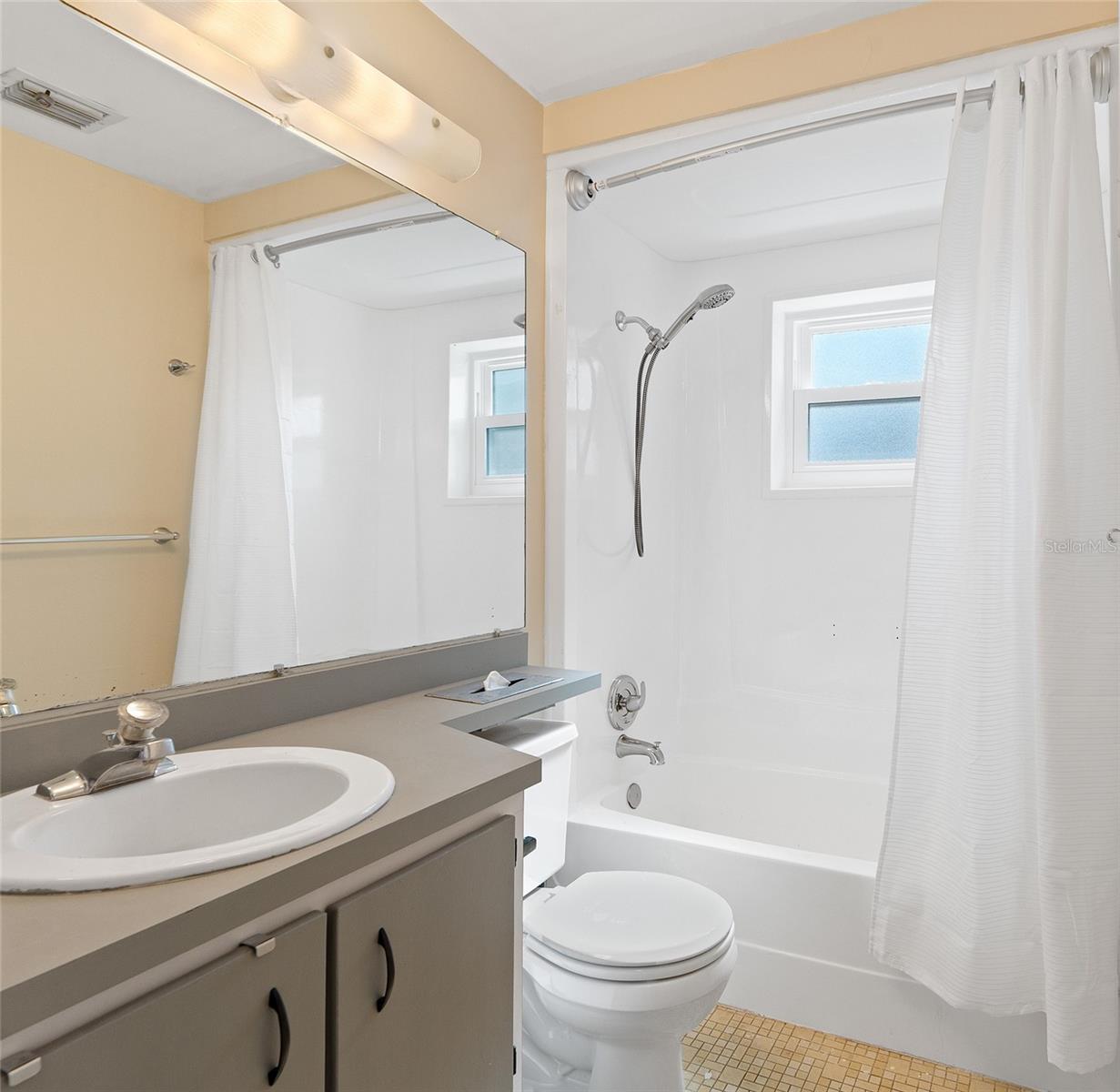 MARION OAKS UN 02 - Residential