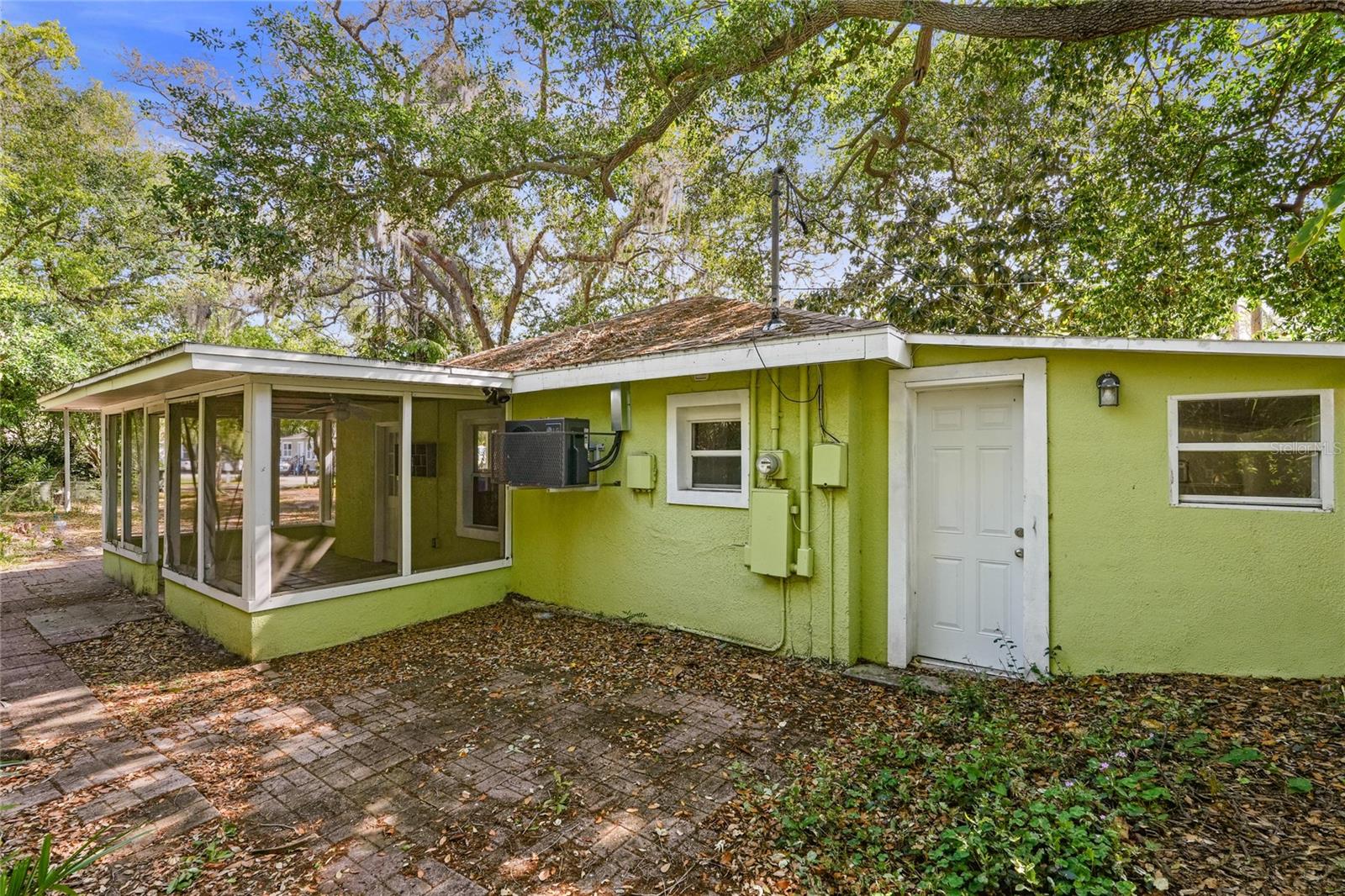 HIGHLAND PARK - Residential