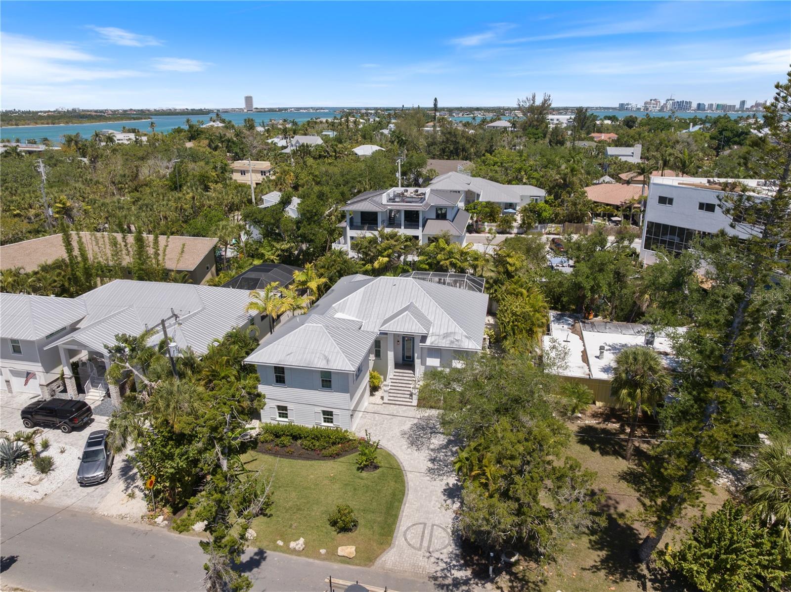 3919 ROBERTS POINT ROAD