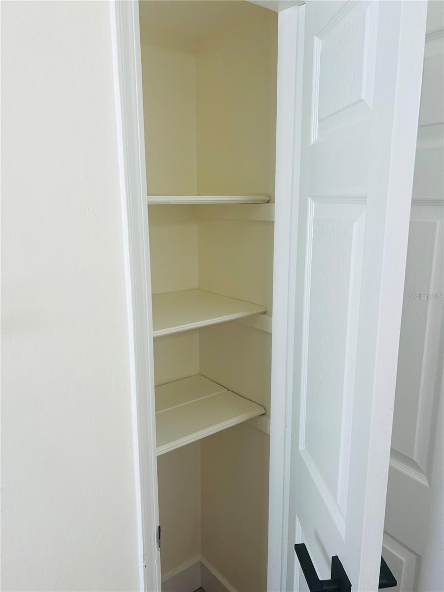 VINSETTA PARK ANNEX - Residential Lease