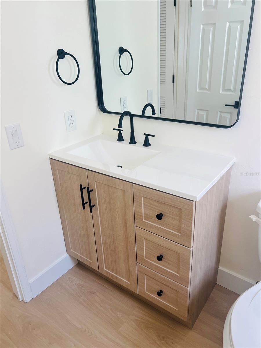 VINSETTA PARK ANNEX - Residential Lease