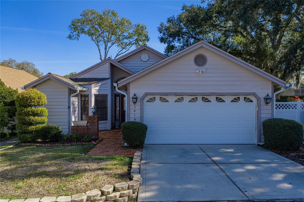 Photo of 1418 Walden Oaks Place, Plant City, FL 33563 (MLS # TB8462455)