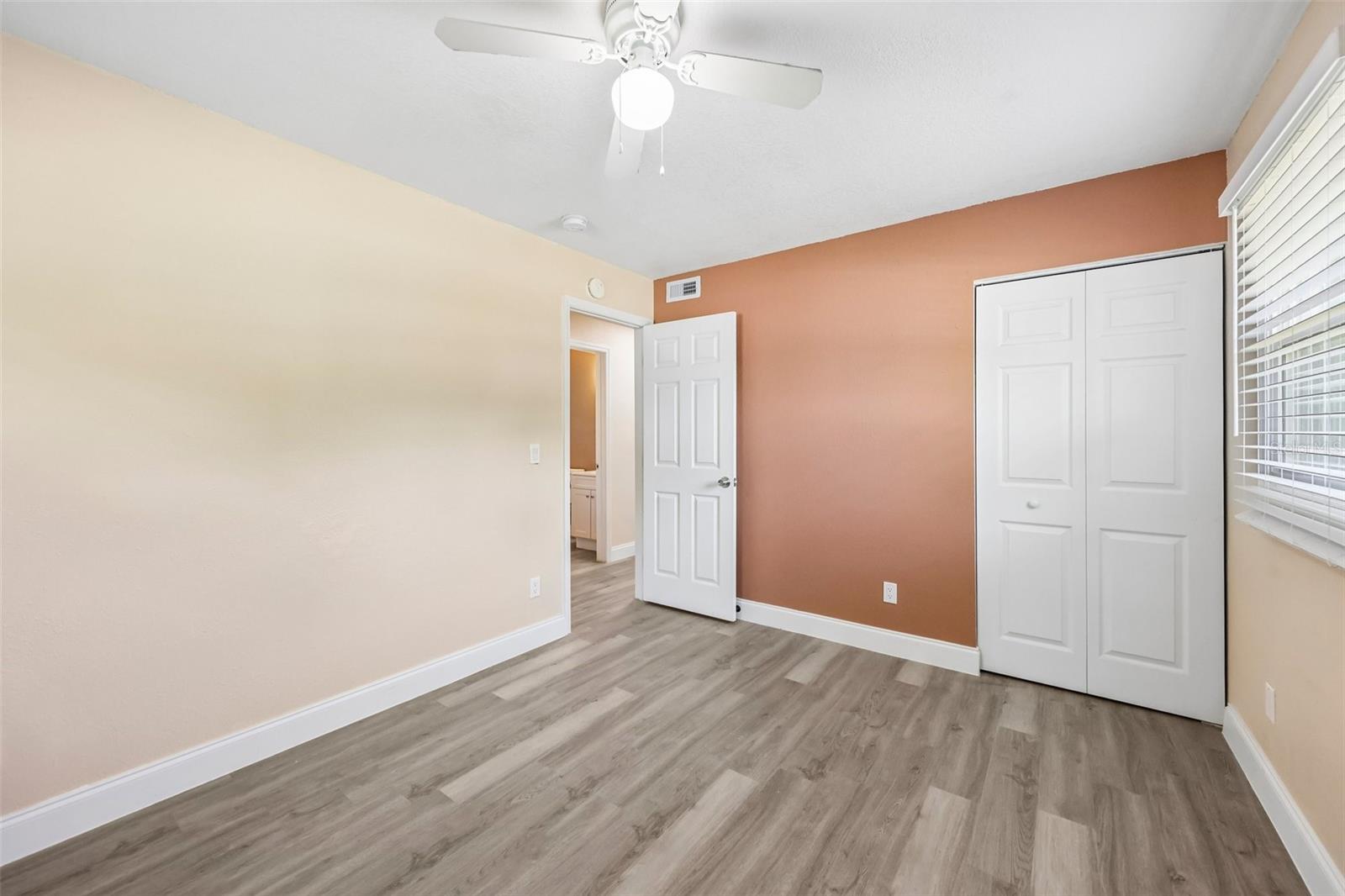 OAKLAND HILLS - Residential