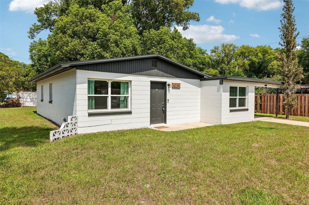 Photo of 668 Barbuda Way, Altamonte Springs, FL 32714 (MLS # O6404199)