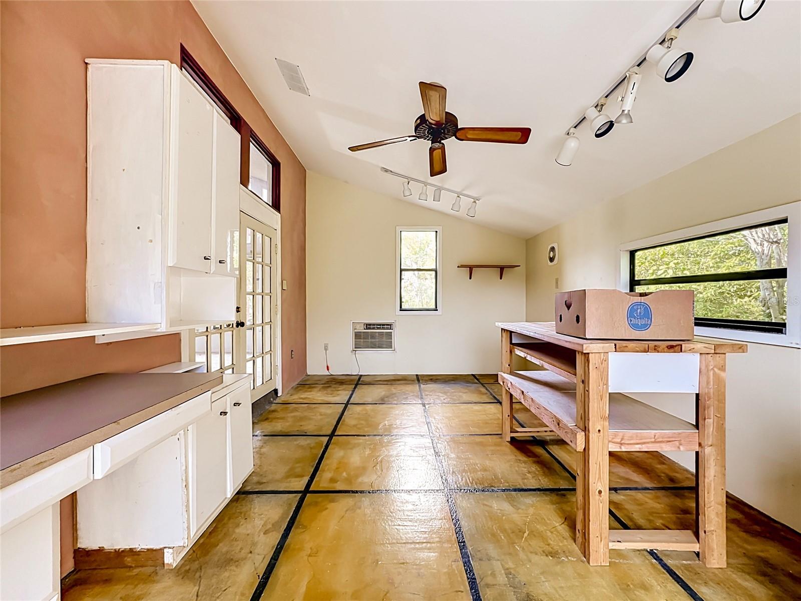 THE WLY - Residential