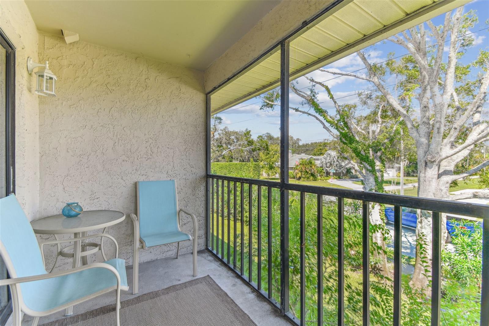 HUNTERS GLEN CONDO - Residential