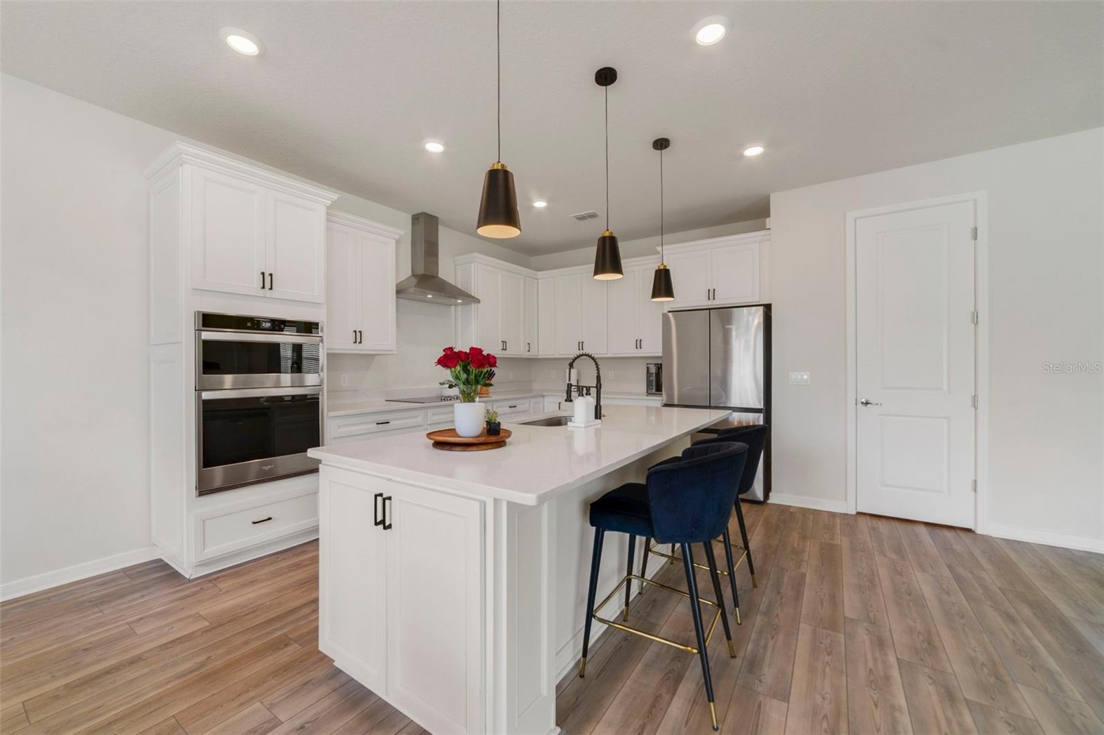 5660 OAK KNOLL DRIVE