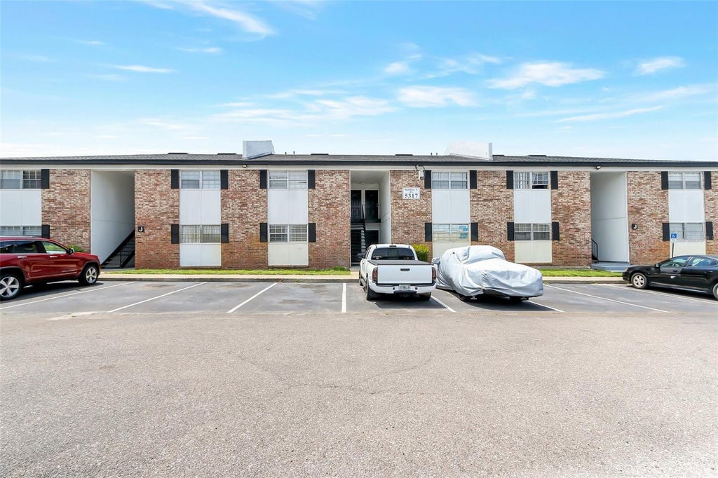 Photo of 5317 Curry Ford Road #J102, Orlando, FL 32812 (MLS # O6448740)