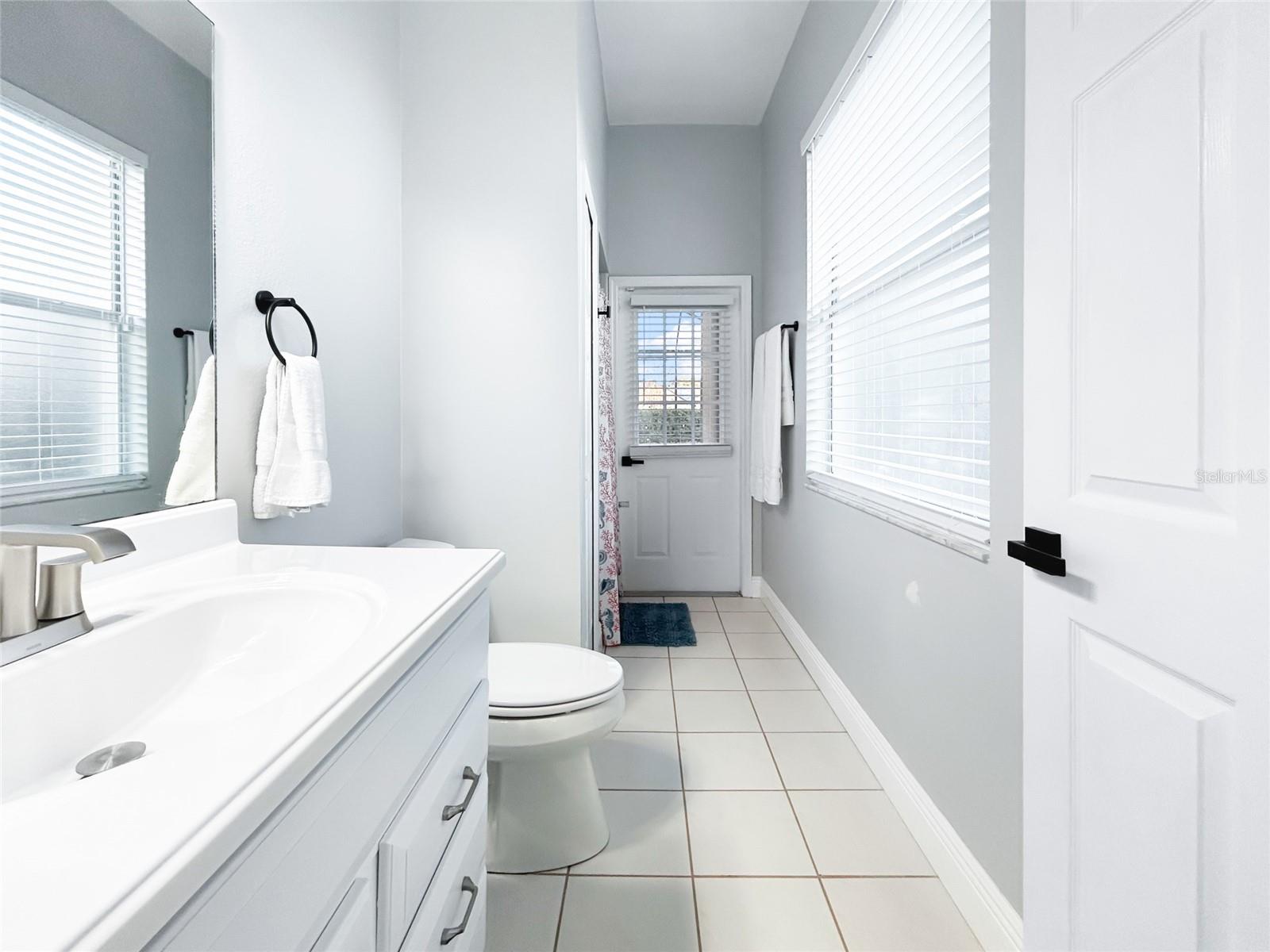 UNIVERSITY ESTATES - Residential