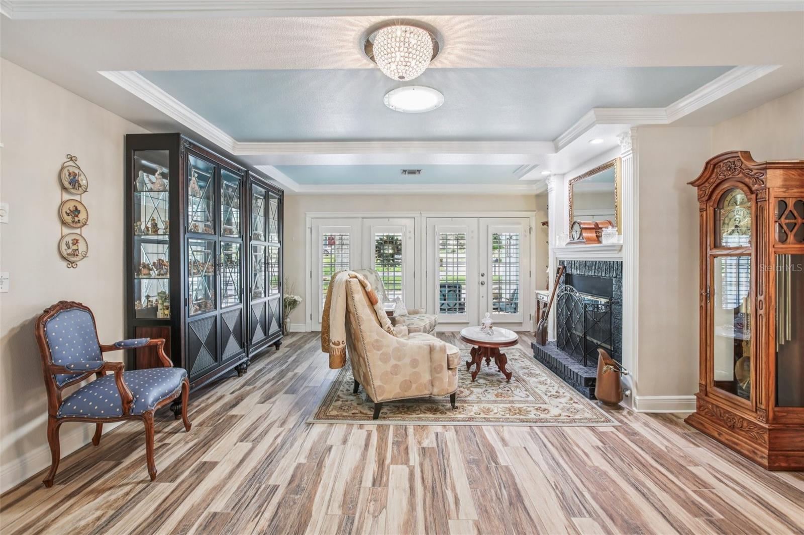 316 CEDAR LANE