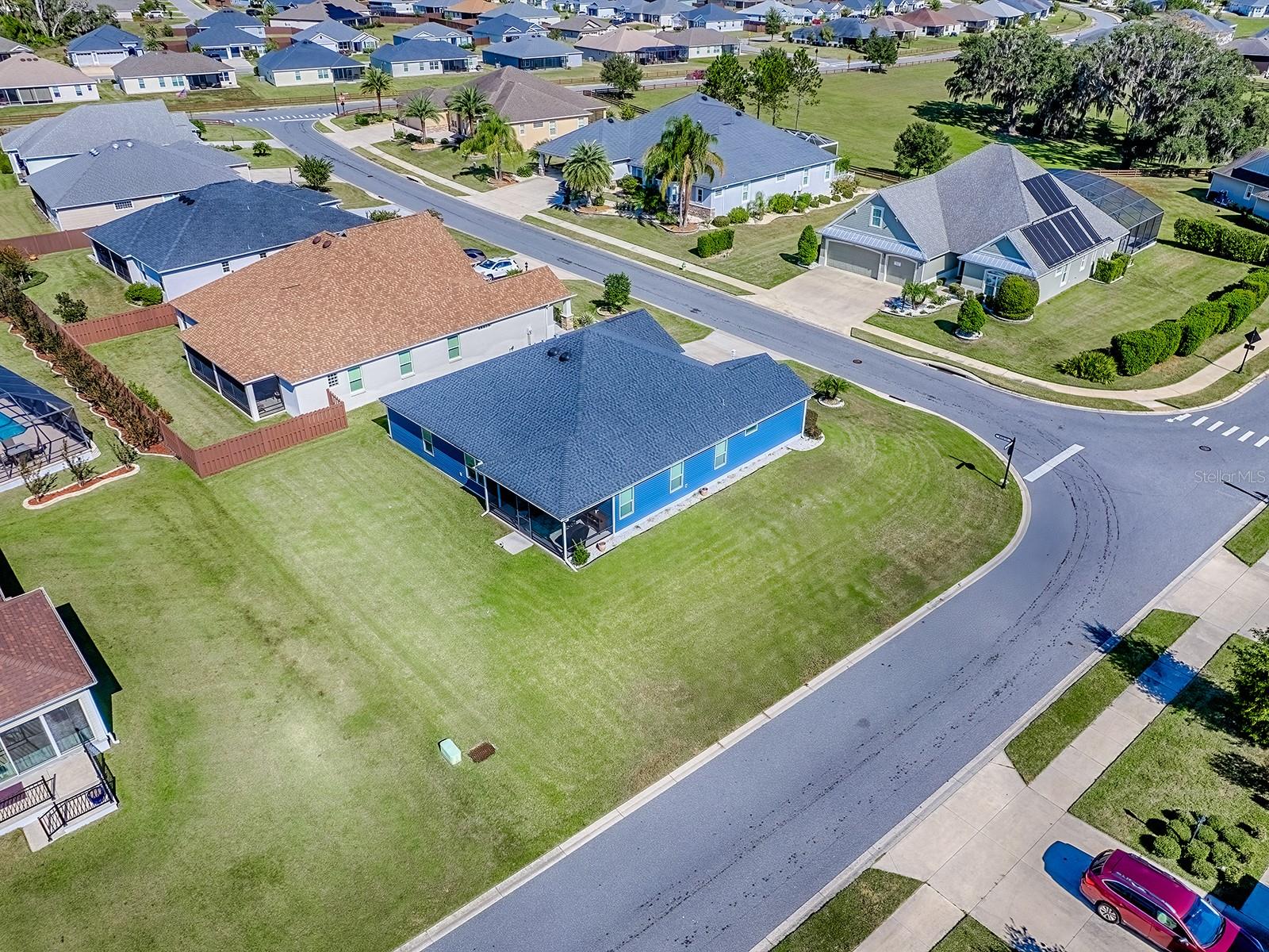 OXFORD OAKS PH ONE - Residential