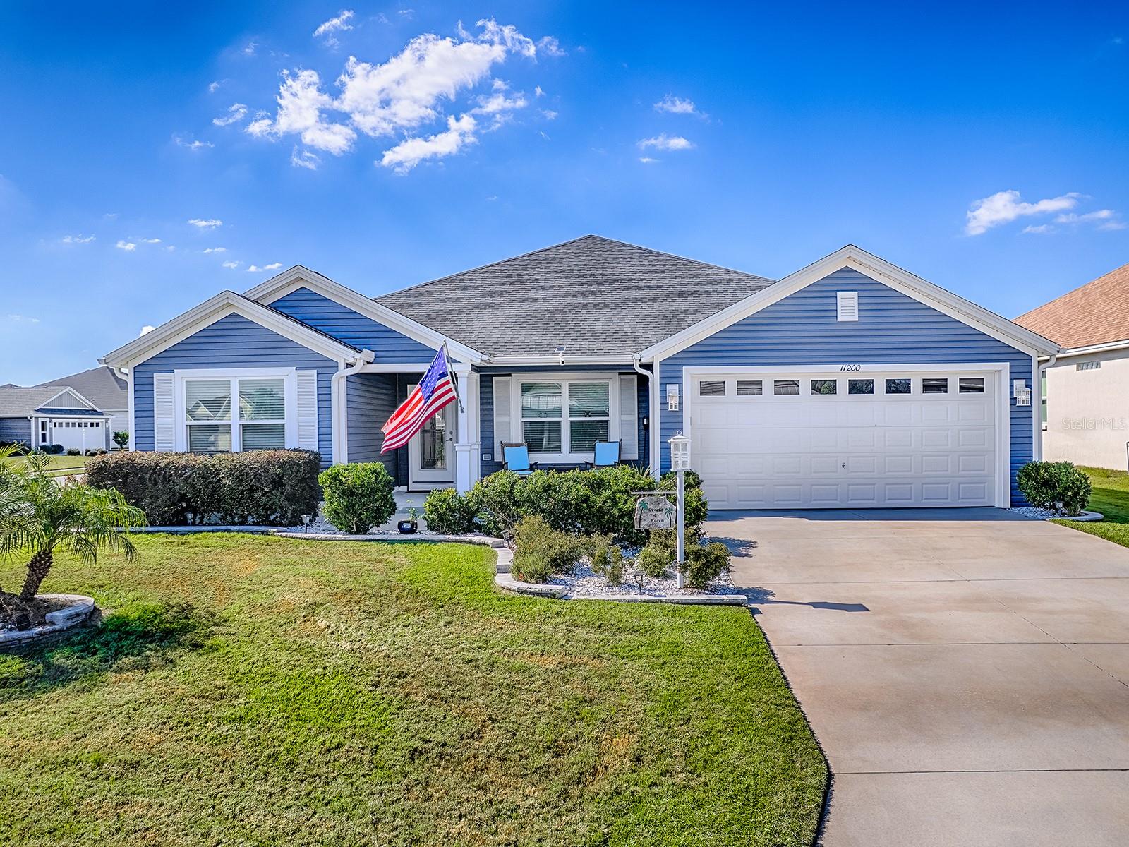 OXFORD OAKS PH ONE - Residential