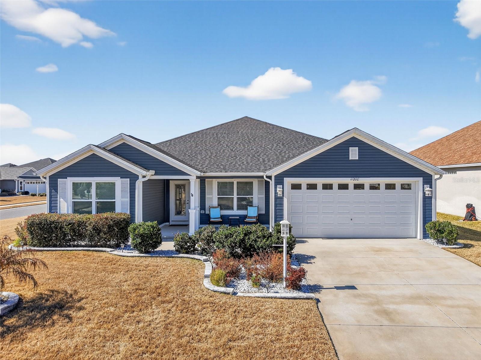 OXFORD OAKS PH ONE - Residential