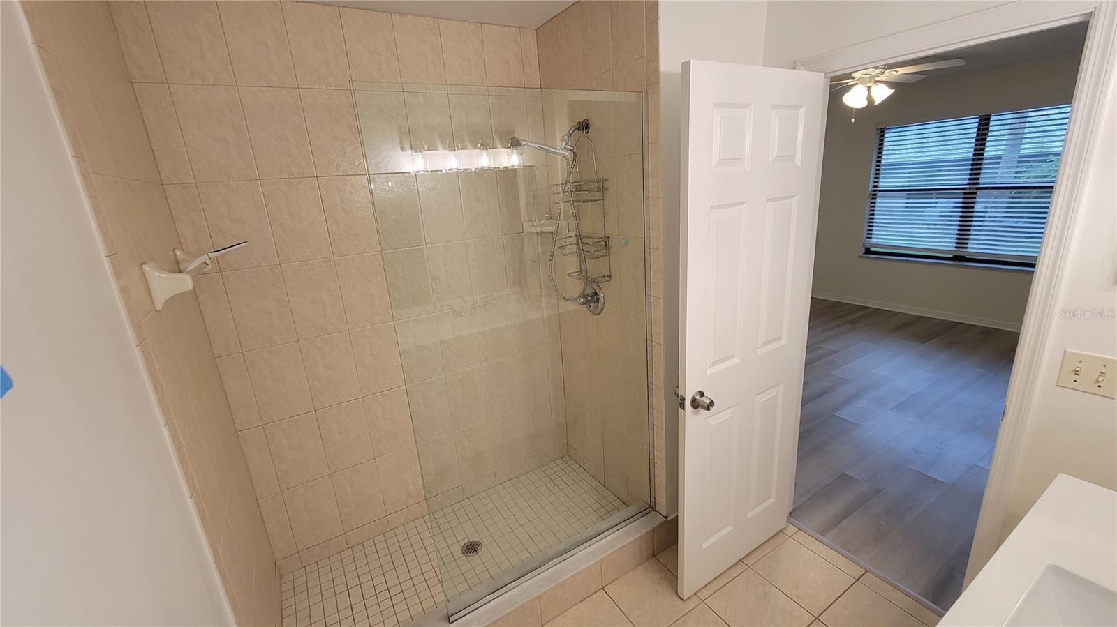 UNIT 28 HEATHERWOOD CONDO PHASE 1 PI#57412.0145/2 - Residential Lease