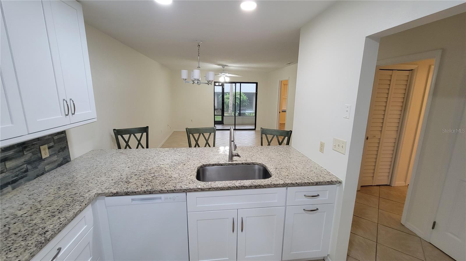 UNIT 28 HEATHERWOOD CONDO PHASE 1 PI#57412.0145/2 - Residential Lease