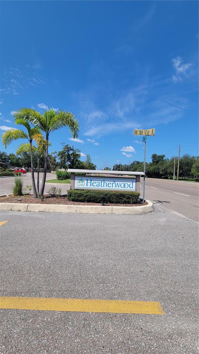 UNIT 28 HEATHERWOOD CONDO PHASE 1 PI#57412.0145/2 - Residential Lease