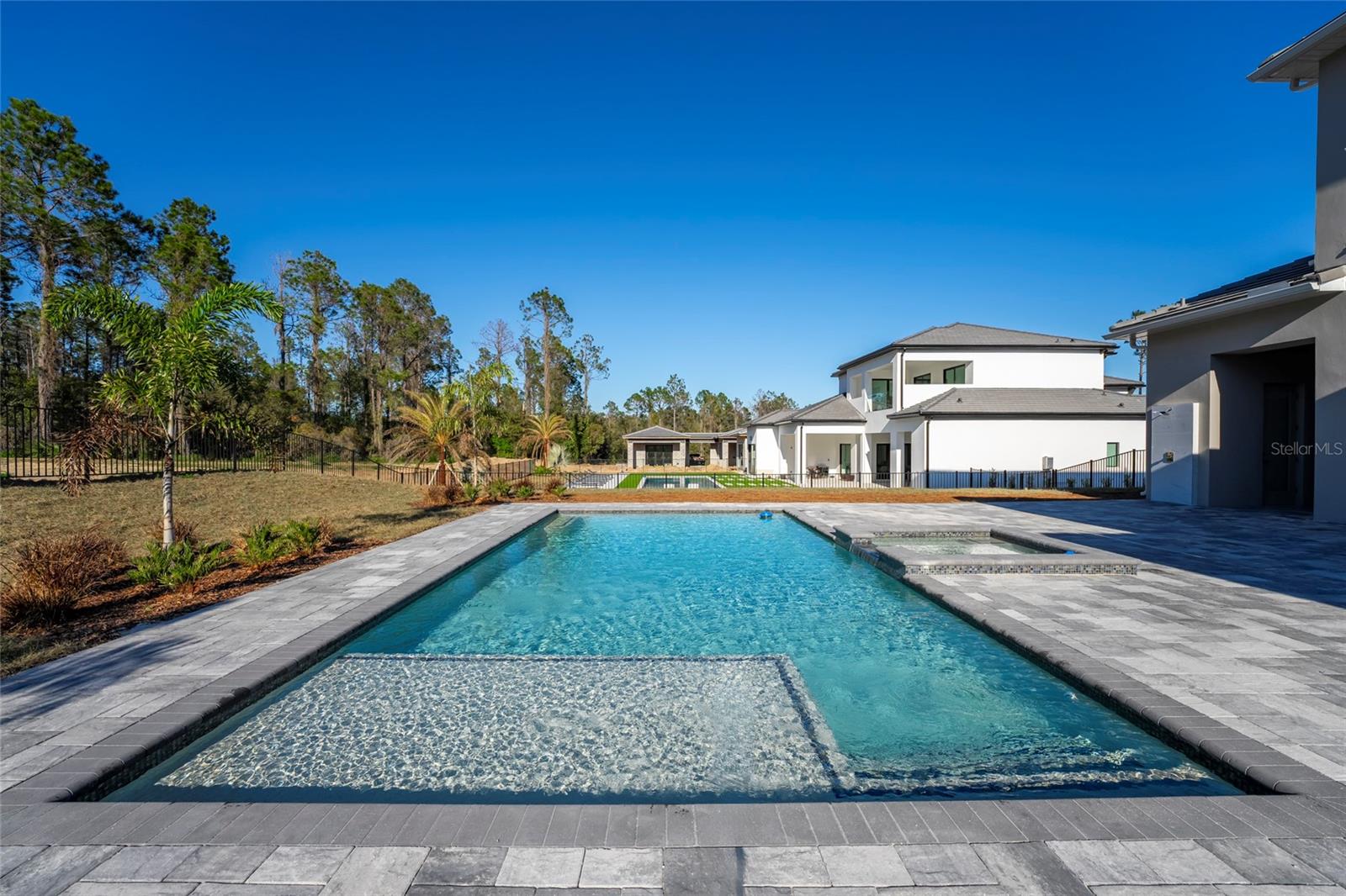 BELLA COLLINA SUB - Residential