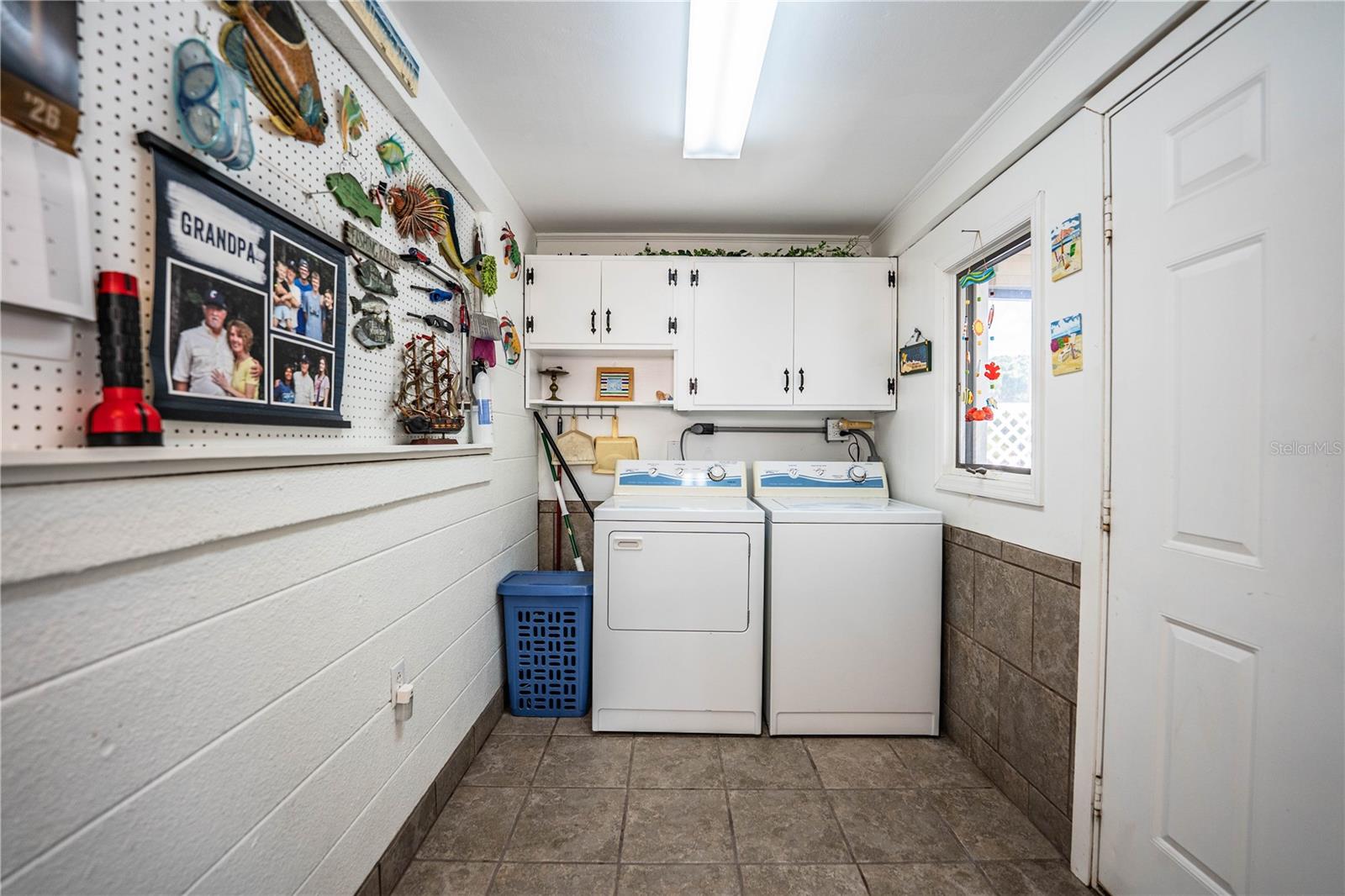 DINNER LAKE SUB - Residential