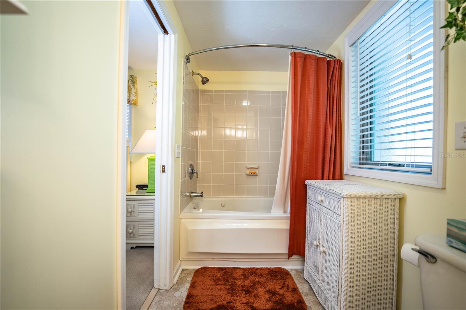 DINNER LAKE SUB - Residential