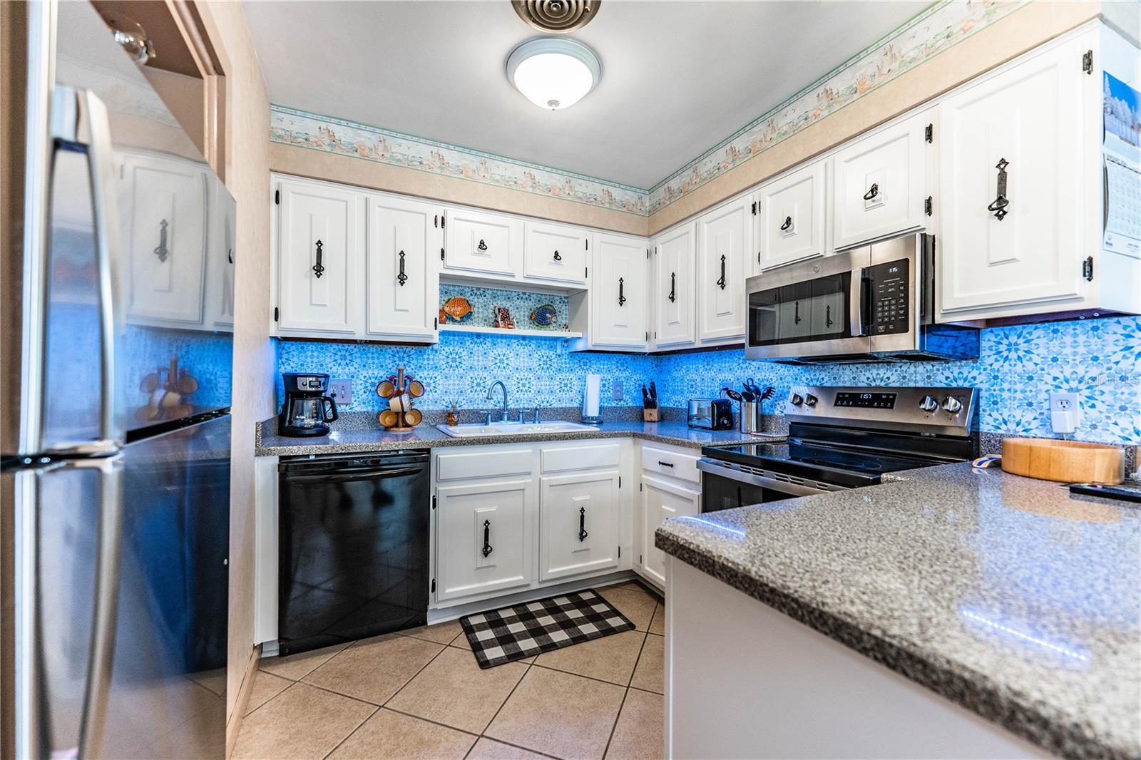 DINNER LAKE SUB - Residential