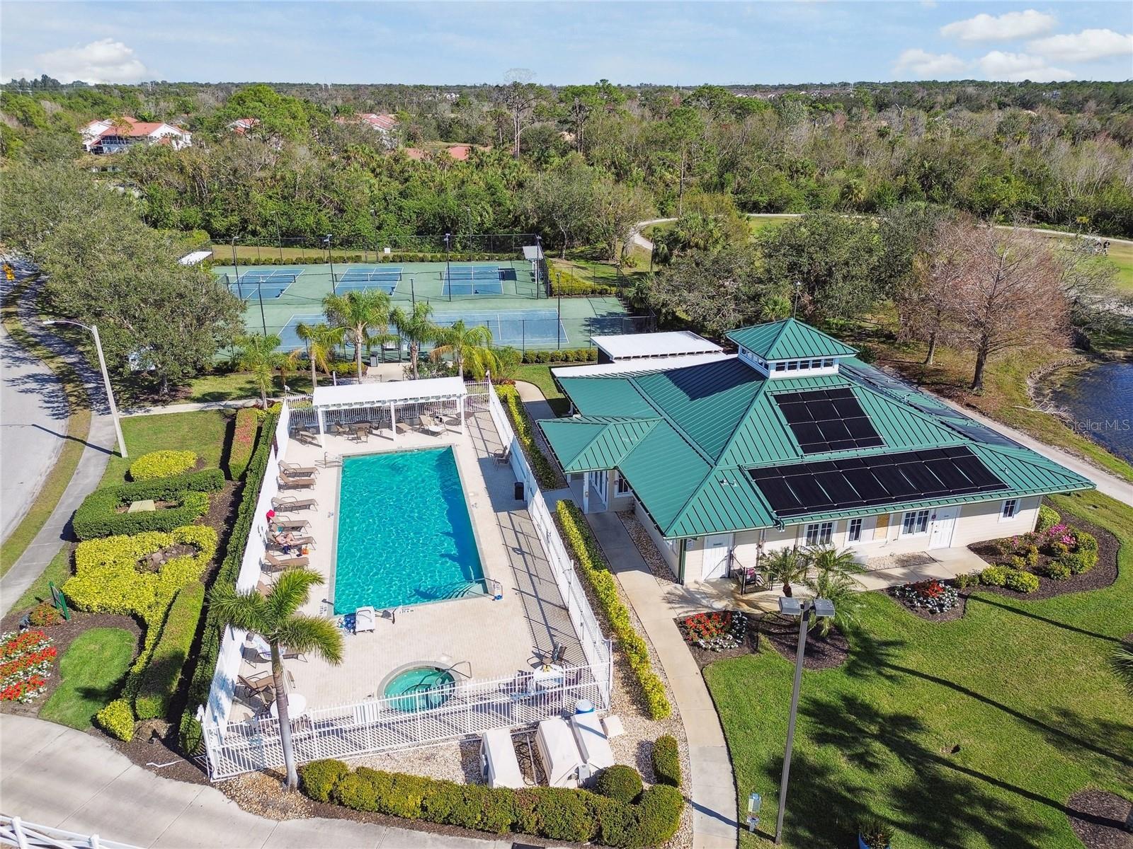 CEDAR HOLLOW AT TARA - Residential