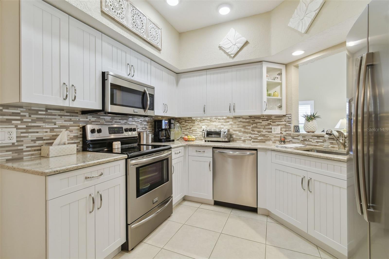 CEDAR HOLLOW AT TARA - Residential