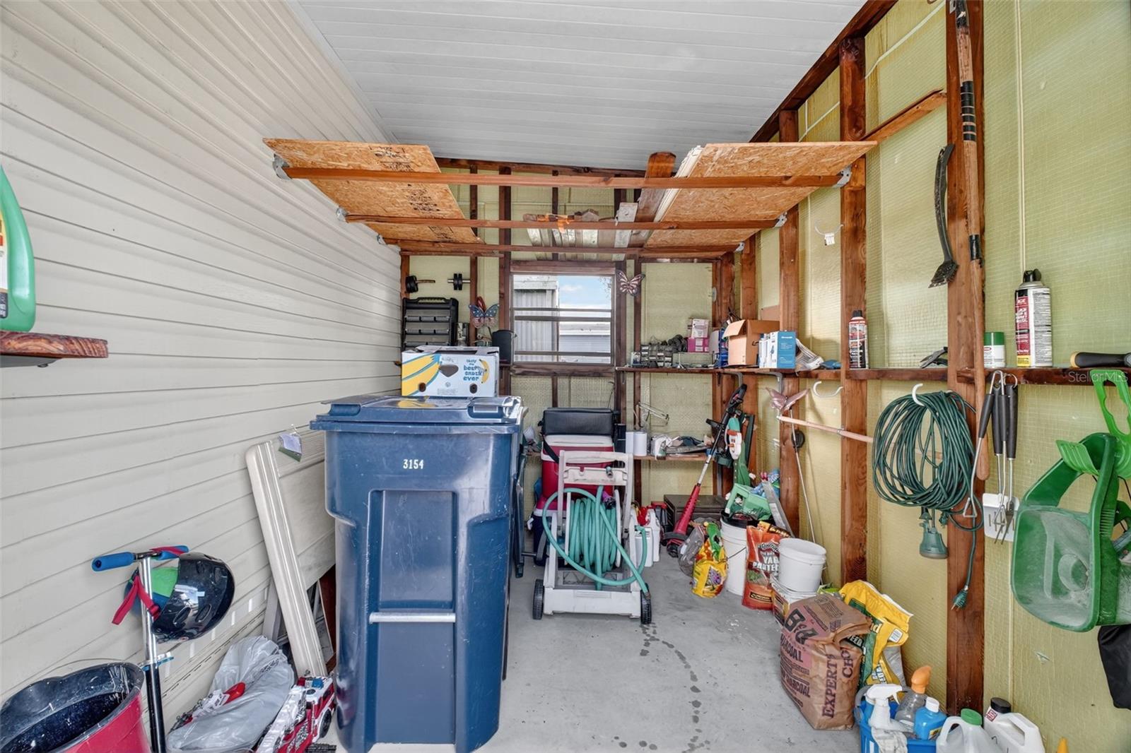 TAVARES FOX RUN MOBILE HOME - Residential