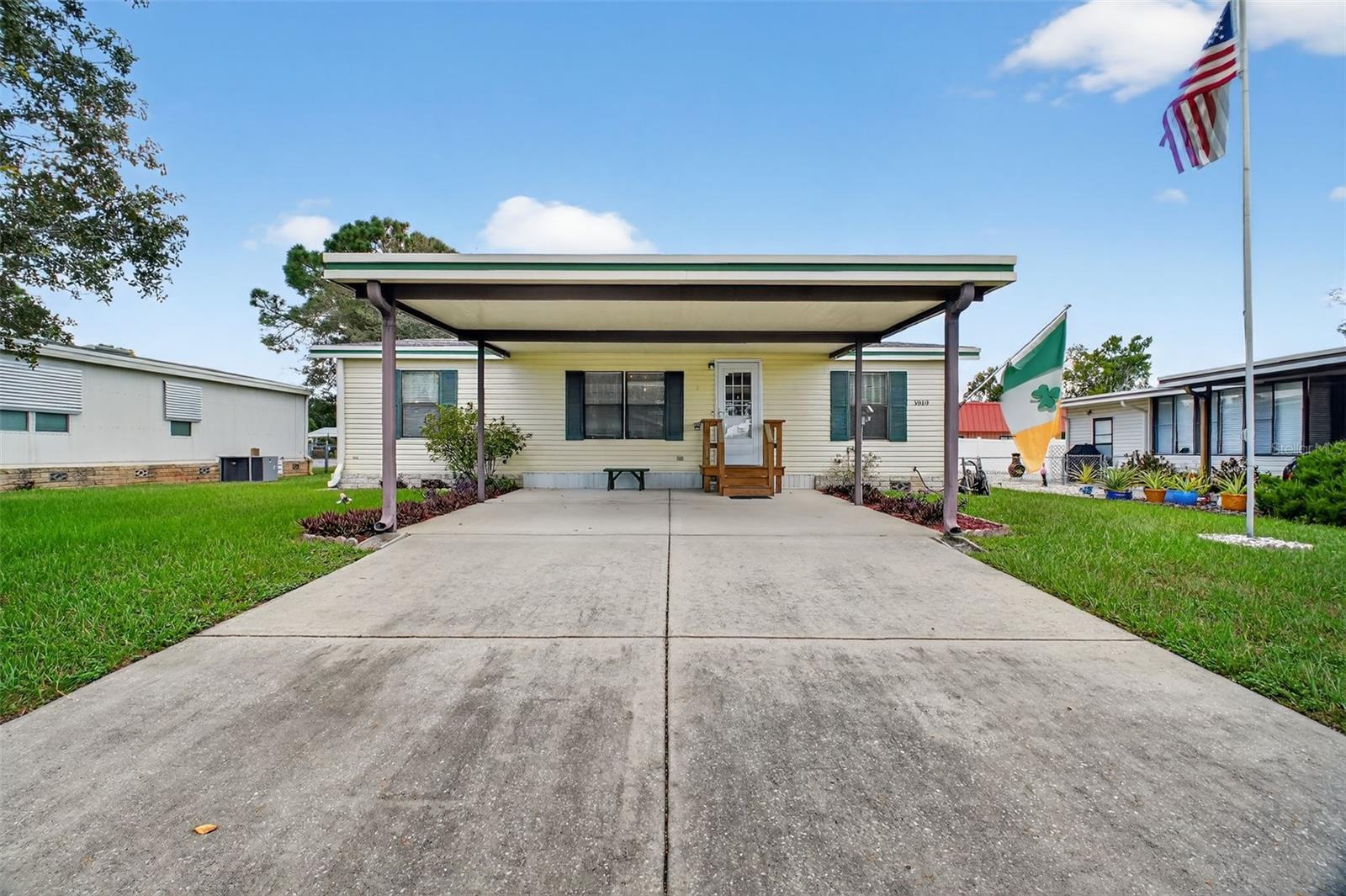 TAVARES FOX RUN MOBILE HOME - Residential