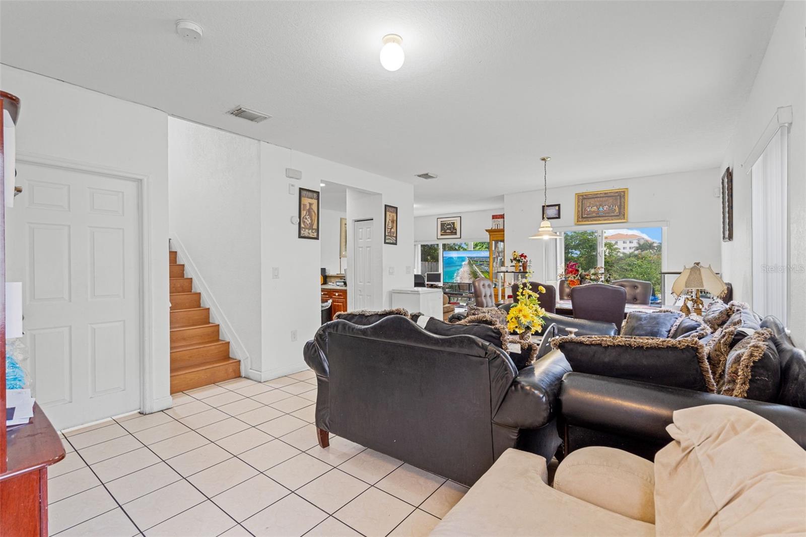 3135 NE 4TH STREET