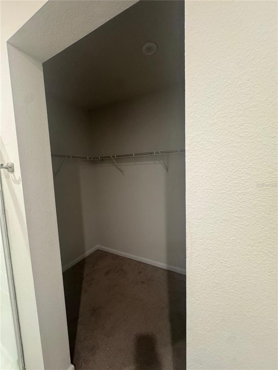 LAKES/LUCERNE PARK PH 6 - Residential Lease